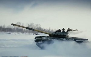 拍出大片的即视感，T-73BM3坦克