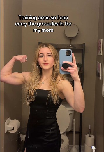 Arm Workout with Muscle Mommy: Fitness Tips for Women