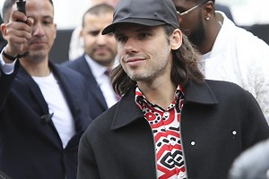 Orelsan marié à Ahélya Randriambolaina et ravi des images dévoilées : “C’est intelligent et beau”