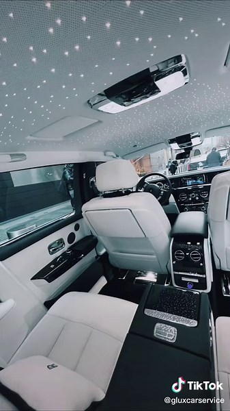 Luxury Rolls Royce Phantom Chauffeur Service in NYC