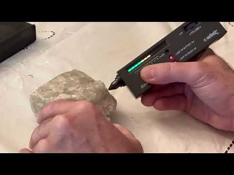 Diamond Tester on Raw Quartz #diamonds #diamondtester