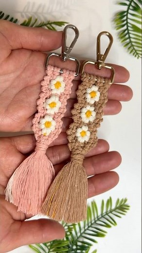 DIY Macrame Flower Keychain | Retro Daisy Flower Keychain Making