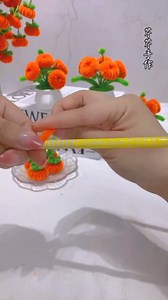 60K views · 12K reactions | #inspirasi #pipecleanerflowerstutorial #tutorial #handmade #diy #diycraft #kerajinantangan #jualkawatbulumercy #pipecleaners #kreasibungaakrilik #manikmanik #kreasibungasegar #tutorialbungaakrilik Buat inspirasi yaa mom, Kreasi kawat bulu mercy | Bilqis Colection | Facebook