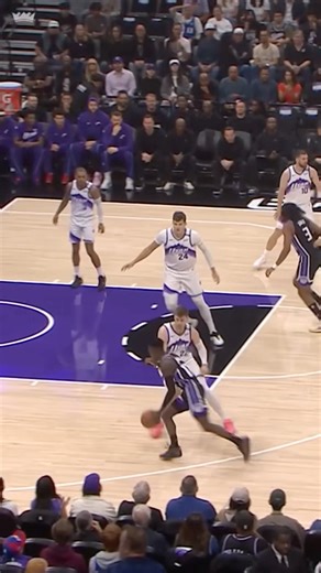 first regular season points in Golden 1 Center for Dennis as a King 👑