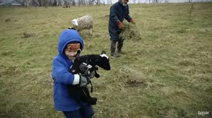 The chills of Bernie Sanders’ ‘America’ ad - The Boston Globe