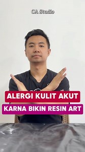 Kalau sudah muncul alergi, segera stop menyentuh resin dan kimia keras lainnya (termasuk kimia rumah tangga seperti sabun cuci piring) minimal selama 1 minggu ya 🙌🏻 Setelah itu coba konsultasikan ke dokter kulit, waktu itu Cindy sempat kena alergi dan konsul ke @halodoc akhirnya sembuh dalam hitungan 1 minggu. Kalau sudah sembuh pastikan pakai perlengkapan keamanan yang tepat pada saat pembuatan resin 👍 #fyp #resinart #resinartindonesia #viralindonesia #trendingindonesia | CA Resin Studio
