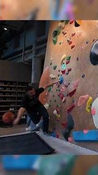 Guess the grade at Stone Session Tokyo! #climbing #gravityquest #bouldering #stonesession #tokyo