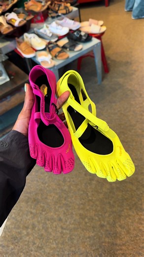 Vibram FiveFingers: Spring Shoe Colors