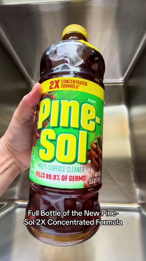 Trying the New Pine-Sol 2X Concentrated Formula! Definitely smells stronger and so good! Smell: 10/10😩 My sponges were super soft and the scent lingered for HOURS!😍 Should we do the Pinalen 2X next?🤭 ALSO HOW Y’ALL LIKE MY FIRST SHORTY SPONGE?🫶🏼 #powdercleans #asmr #cleantok #sponge #sudsy #bubbles #spongesqueezing #satisfying #fyp #viral #pinesol #review #new