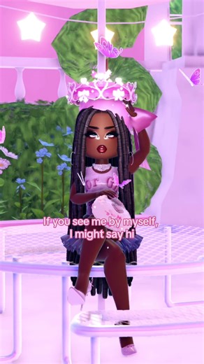 Exploring Friendship Dynamics in Royale High