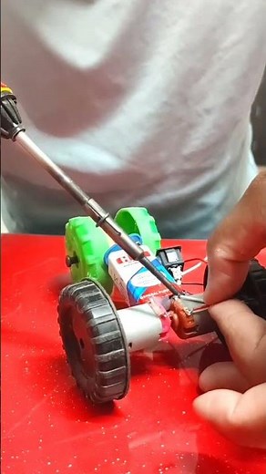 science project for 5th class student working battery 🚘. #scienceproject #shorts