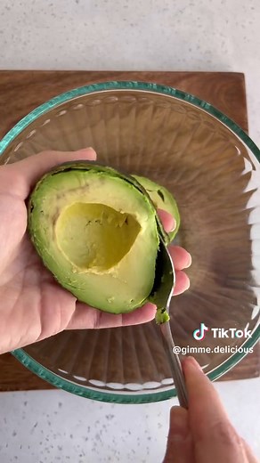 3-Ingredient Avocado Bread Recipe for Keto Diet