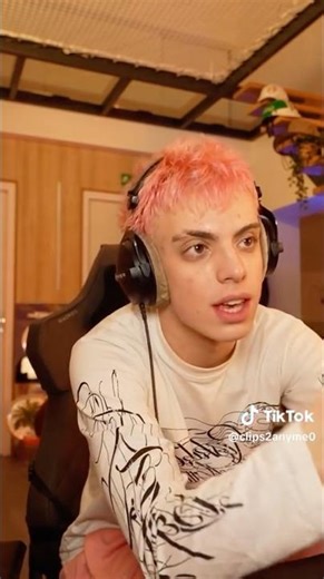 Anyme cache bien son jeu avec les filles