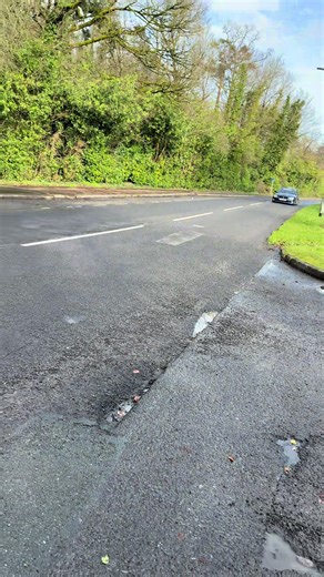 Experience the Sound of Lexus IS200