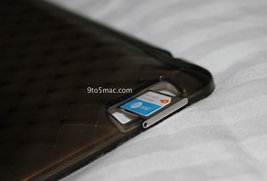 iPad 2 (GSM) is unlocked in most markets, SIM-card slot is on the top left side - 9to5Mac
