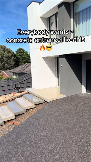 Stylish Floating Concrete Steps for Your Entrance