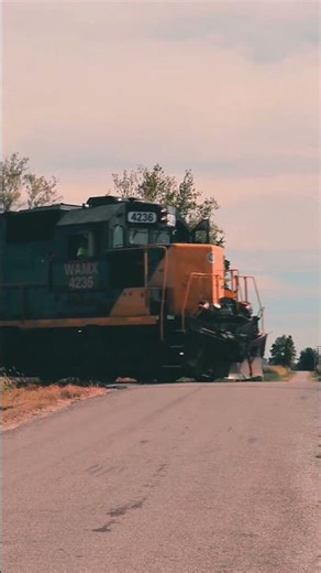 Decatur & Eastern Illinois Grain Train Crawling Through the Illinois Countryside