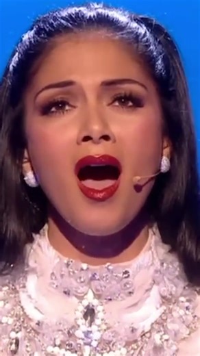 Throwback to when Nicole Scherzinger was joined by Ramin Karimloo, John Owen-Jones, Earl Carpenter, and Simon Bowman for a performance of The Phantom of the Opera at The Royal Variety Performance in 2011. 📹 - The Royal Variety Performance (2011) #PhantomOfTheOpera