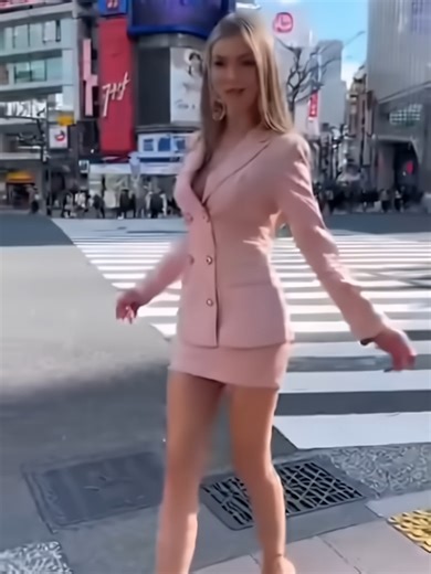 テスト動画 フリーソフトを使ってフレームレートを60、ノイズ低減、スケールアップしました。 極端には変わってないかな。 #sora #AI #テスト #補完