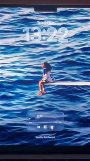 Lock Screen album animated on Mac