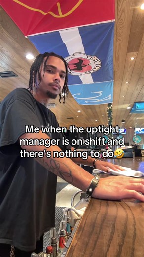 Time to lean time to clean!🤣 #bartender #bartenderlife #fyp #superbowl #viralvideo