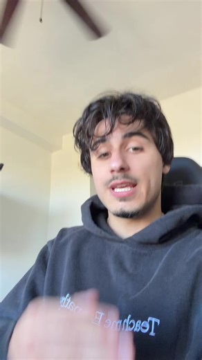 mevin (@kevinsfashionaccount)’s videos with Club Penguin Pizza Parlor - Cozy Penguin