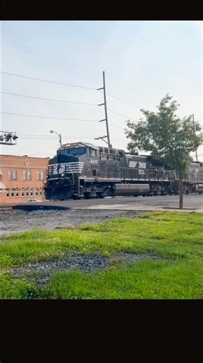 TRAINS: #train #railroad #trainspotting #ohiotrains