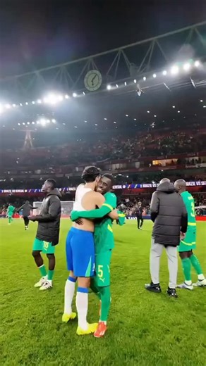THE VÓICE on Instagram: "A beautiful moment between Idrissa Gana Gueye and his former teammate Marquinhos. You can see the love, the respect, and the affection they still have for each other after the Senegal vs Brazil clash. A special memory shared between Marquinhos of PSG and Gana Gueye of Everton. @iganagueye @_marquinhos011"