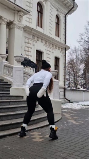 Katty Isaeva| ТАНЦЫ| ТАМБОВ| REGGAETON on Instagram: "Bailalo Rocky🤙"