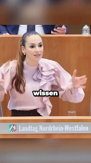 65K views · 2.7K reactions | Die CDU weicht oft aus, wenn es um...