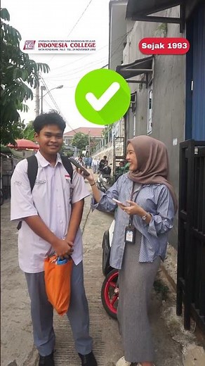 Balik lagi ke segmen kuiz nih! Kali ini bareng siswa SMAN 8 Depok. Next sekolah mana lagi ya?#kuiz