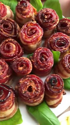 How to Make Bacon Roses at Home