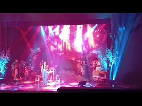 LITA PEZO, "Quédate". 150226.