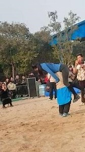 #Dalong is so lucky# Every day there's a Pan Jinlian falling down# Competition scene