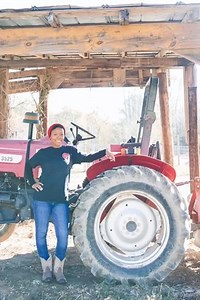 25K views · 918 reactions | The latest issue of Georgia Neighbors magazine celebrates Women's History Month by recognizing women in agriculture. Here are just a few female farmers who work hard to feed their families and the growing world as well. | Georgia Farm Bureau | Facebook