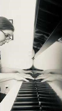 Gershwin: Rhapsody in Blue - slow theme #RhapsodyinBlue #GershwinRhapsody