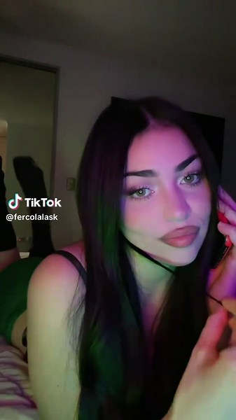 Halloween Makeup Inspiration: Ghostface Look