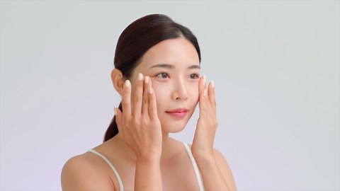 DR.PEPTI Peptide Volume Master Essence | 11 Peptides Hyaluronic Acid Bubble Serum | Age-Defying Facial Serums for Mature Skin | Face Lifting Korean Essence Collagen Serum (1.69 fl oz)