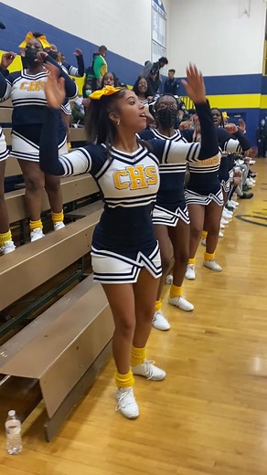 get that ball 🏀 #basketball #basketballcheer #fyp #foryou #stompandshake #sidelinecheer