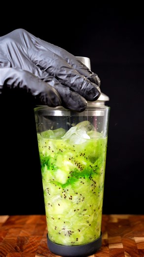 Refreshing Kiwi Punch Drink ASMR 🥝 | Sprite Kiwi Juice Recipe #shorts