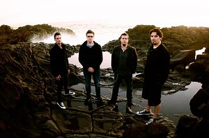 Harmonic Voice - Breaking Orbit - LETRAS.COM