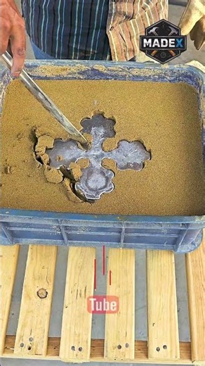 DIY Lead Diecasting at Home: Perfect Sand Mold Reveal!