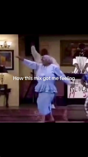 @DANTE you got us over here waking and shaking! Cardio = complete! Vibes, are we feeling this one? 🌀 #hypnoticbluesradio #mashup #edit #djset #workout