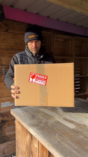 Unpacking The Hive Q Bee Caddy and Hive Tool | Black Mountain Honey