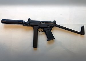 Red Sonja Airsoft With The StrikeArms KEDR-B AEG