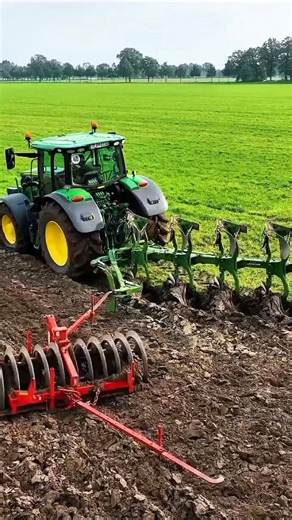 Tractor Plowing Mistakes Reduce Yield And Profit Fast #Farming #Agriculture #Tractor