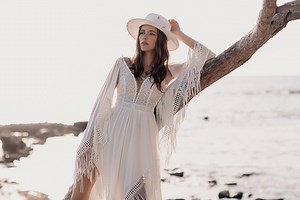 Boho Lace Chiffon Wedding Dress: Beach Bridal Gown - Etsy