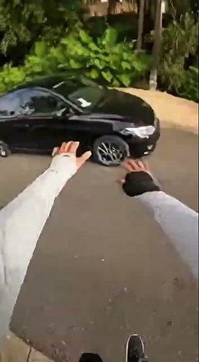 Jumping on walls like a pro watch these tips #parkour #freerunning #urban
