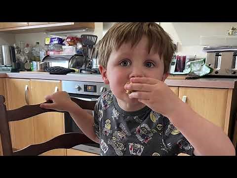 How to Make Flapjack By Isaac - Best & Easy Flapjack Recipe | Ali and Zac