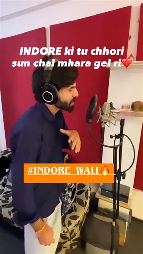 Aashish Yadav on Instagram: "Full song Available on our YouTube channel THE MALWA BOYZ Credits :- Sing/lyrics/comp - ASHU AHIR Music - ROBEAT #reels #madhyapradesh #viral #indore #newsong"